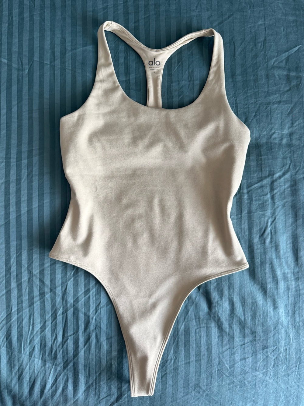 ALO Yoga Sleek back thong bodysuit size S